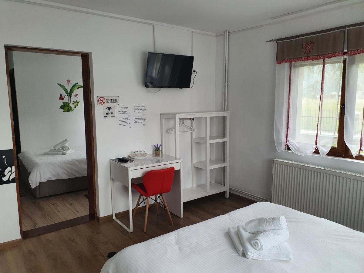 Casa Saga Hotel Gura Humorului Ngoại thất bức ảnh